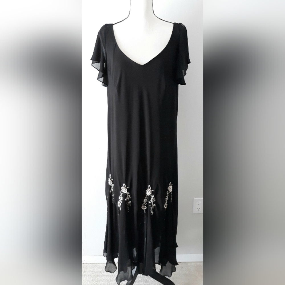 Y2K Scarlett Chiffon Beaded Midi Dress - Picture 3 of 9